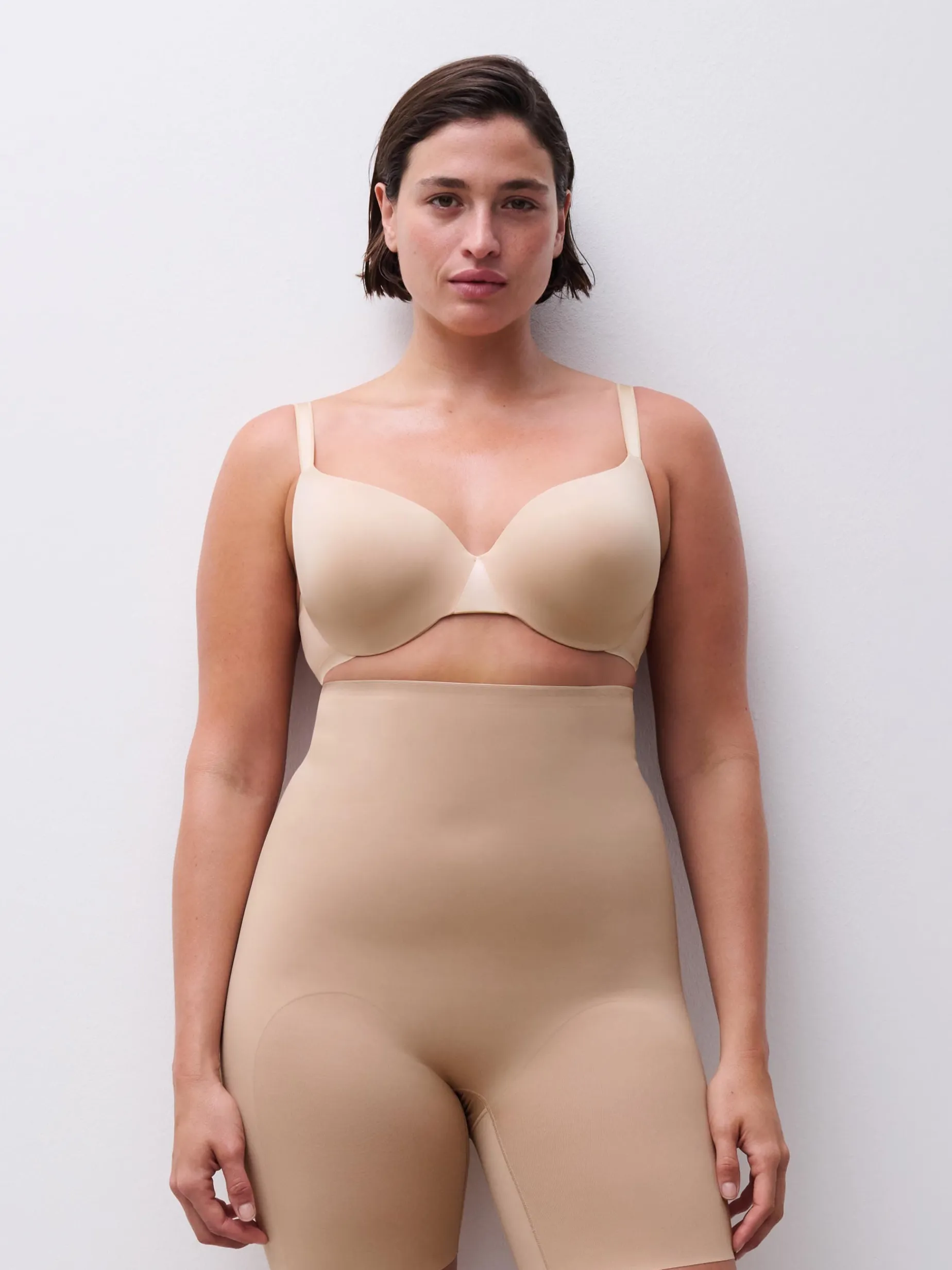 Chantelle Basic Shaping Corrigerende Hoge Taille Slip Met Pijpjes - Beige