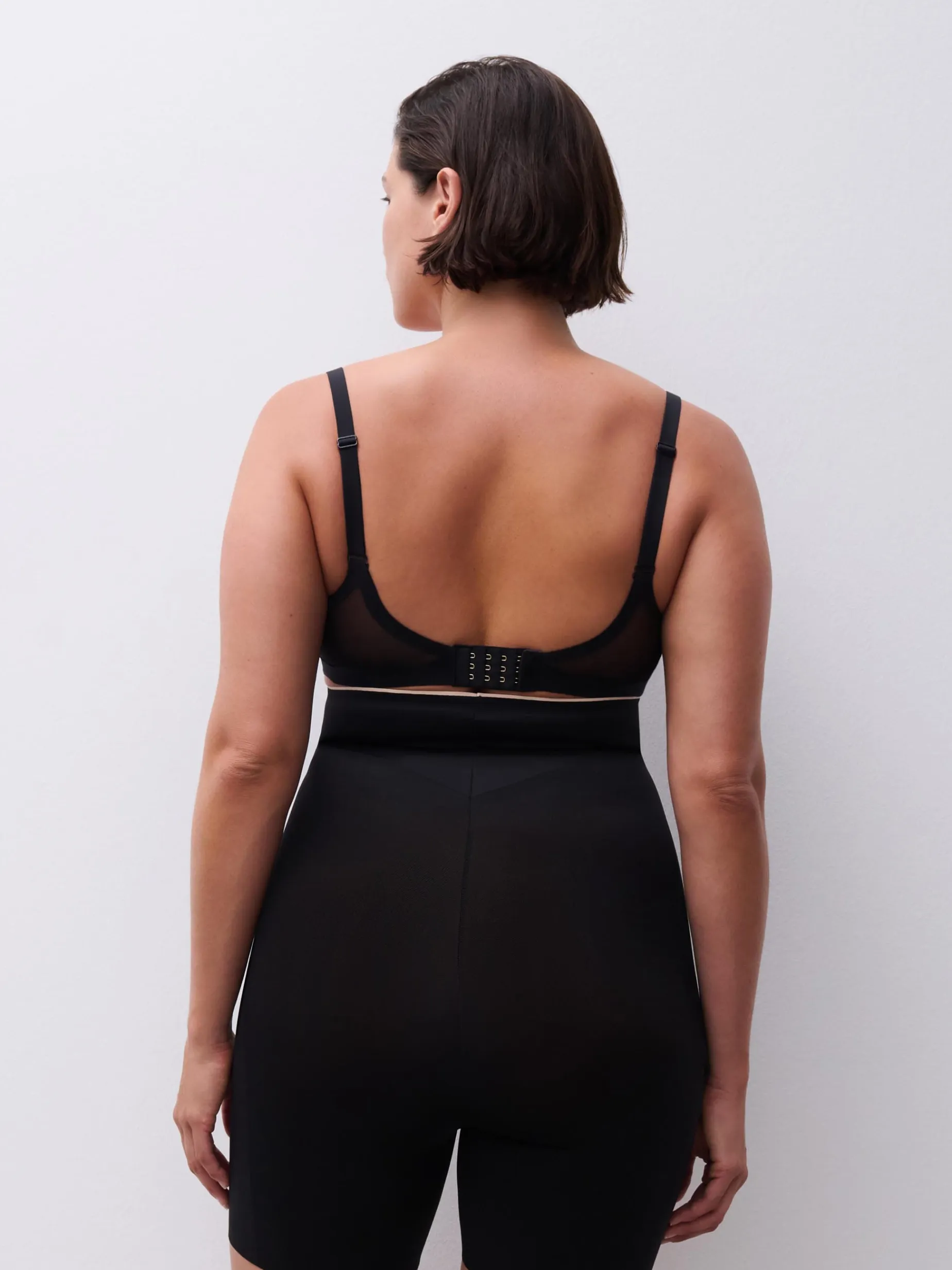 Chantelle Basic Shaping Corrigerende Hoge Taille Slip Met Pijpjes - Zwart