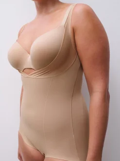 Chantelle Basic Shaping Shapewear Body - Beige