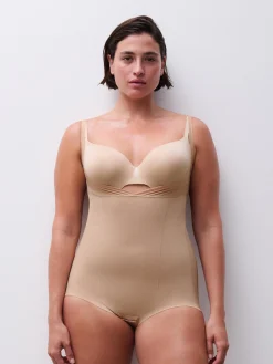 Chantelle Basic Shaping Shapewear Body - Beige