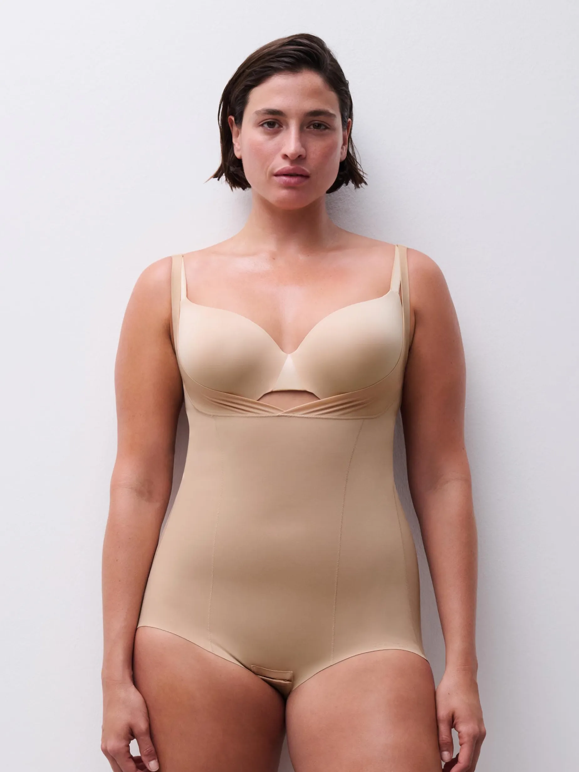 Chantelle Basic Shaping Shapewear Body - Beige
