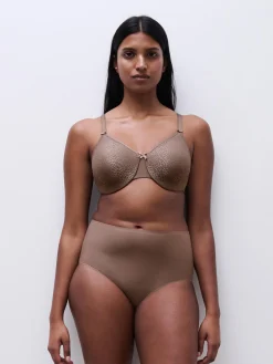 Chantelle C Magnifique Moulded BH - Capuccino