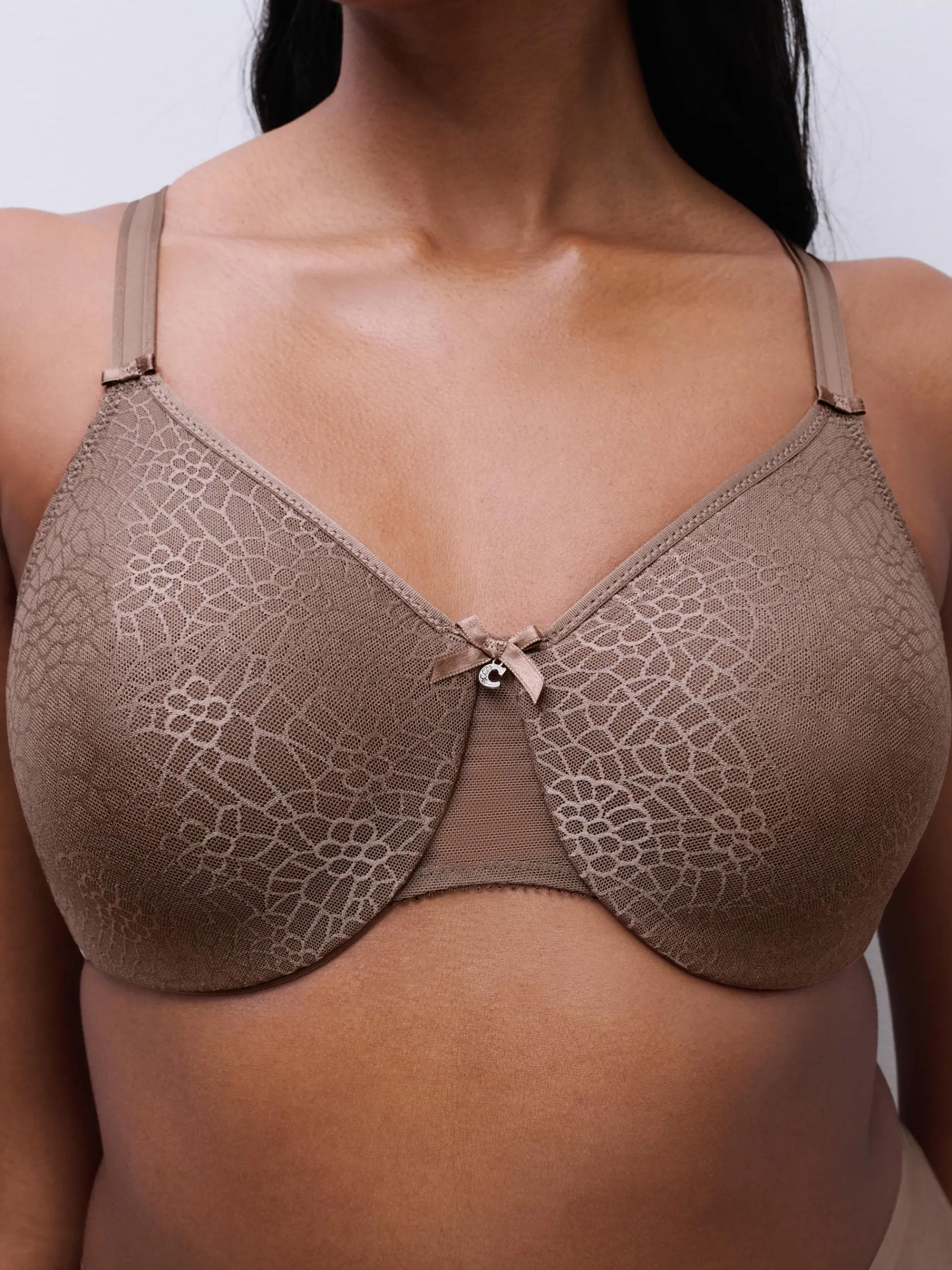 Chantelle C Magnifique Moulded BH - Capuccino