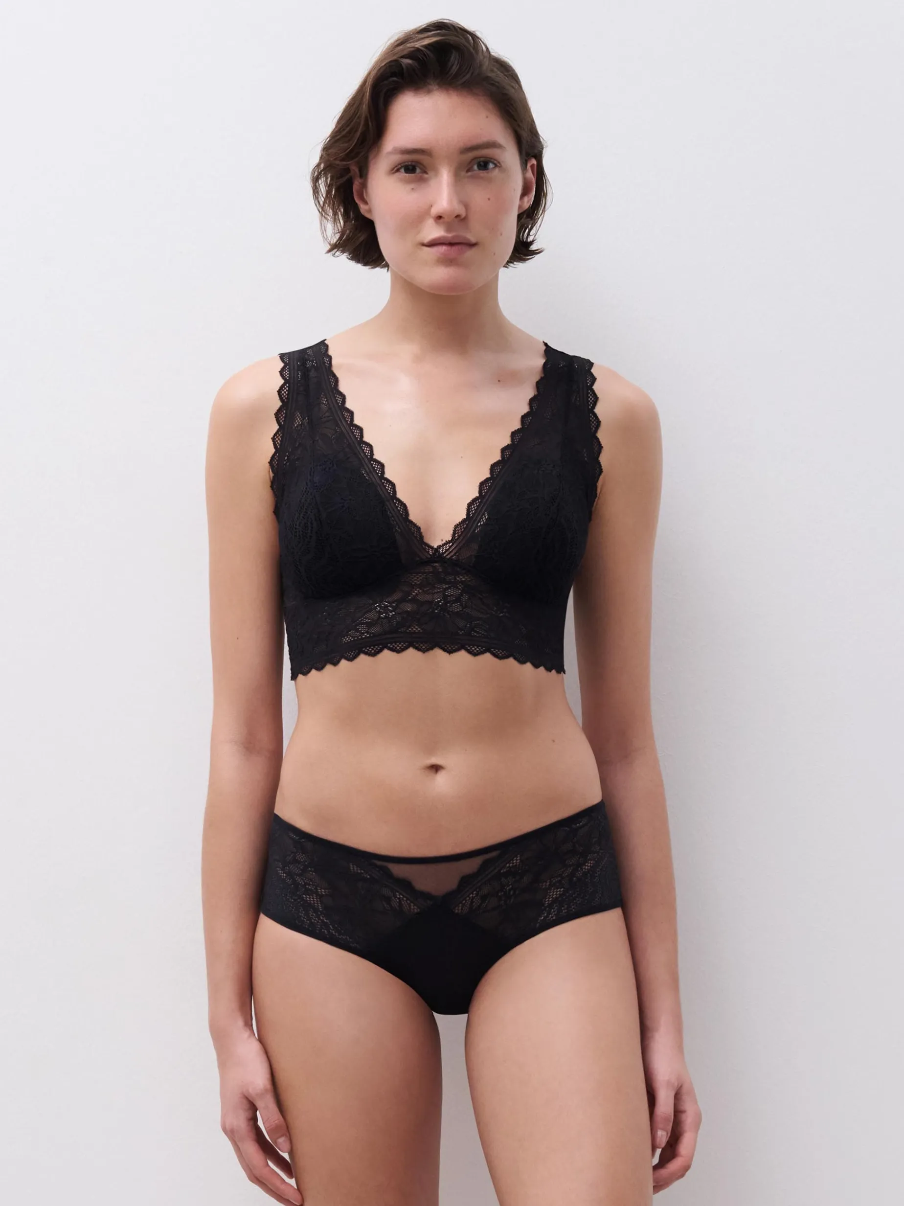 Chantelle EasyFeel Floral Touch Slip - Zwart
