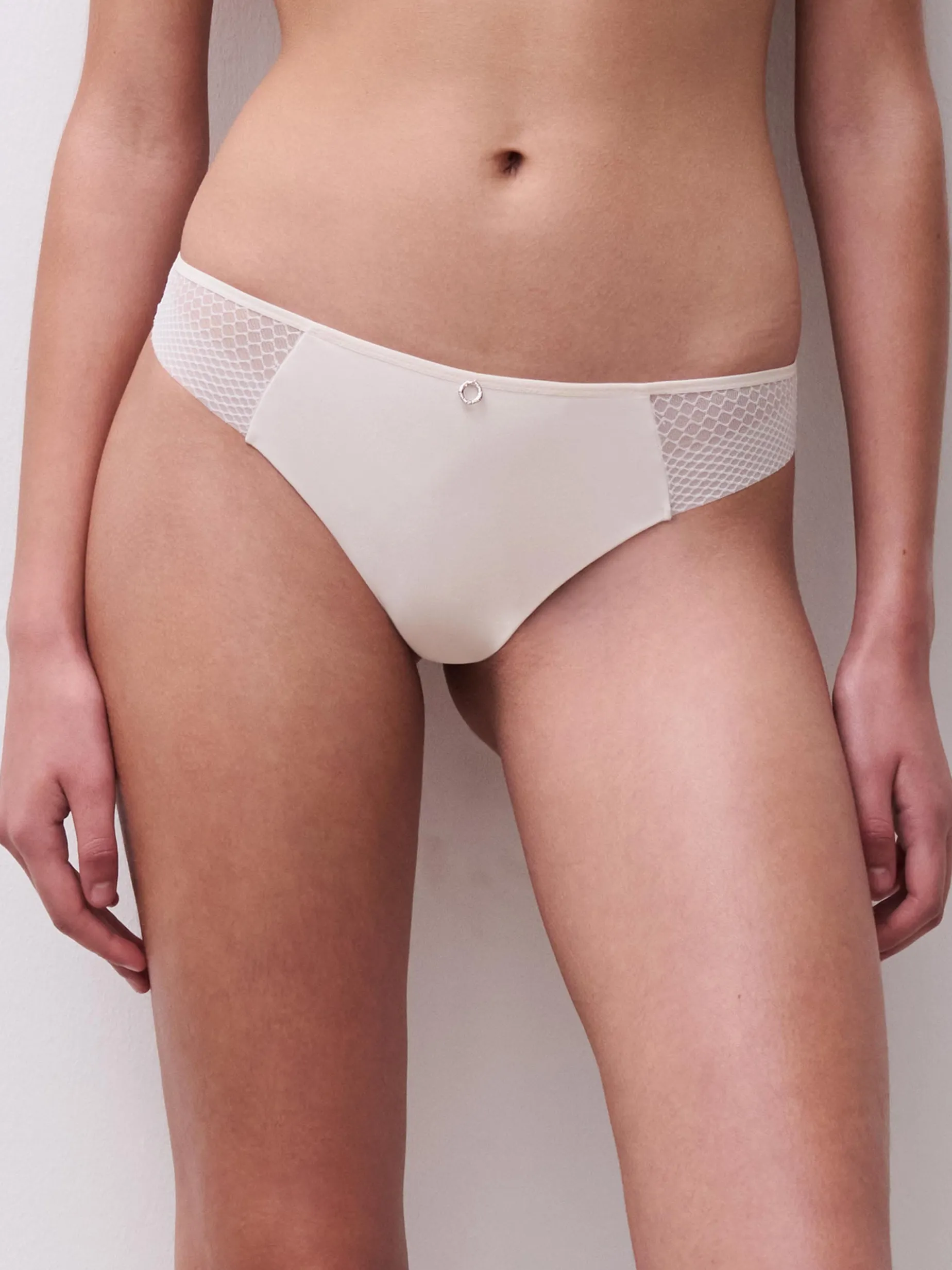 Chantelle EasyFeel Honey Tanga - Talc
