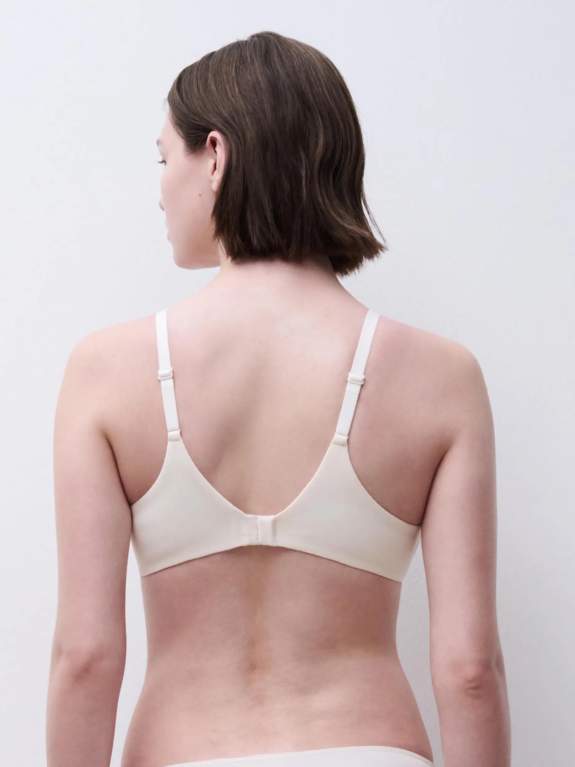 Chantelle EasyFeel Honey Beugelloze BH - Talc