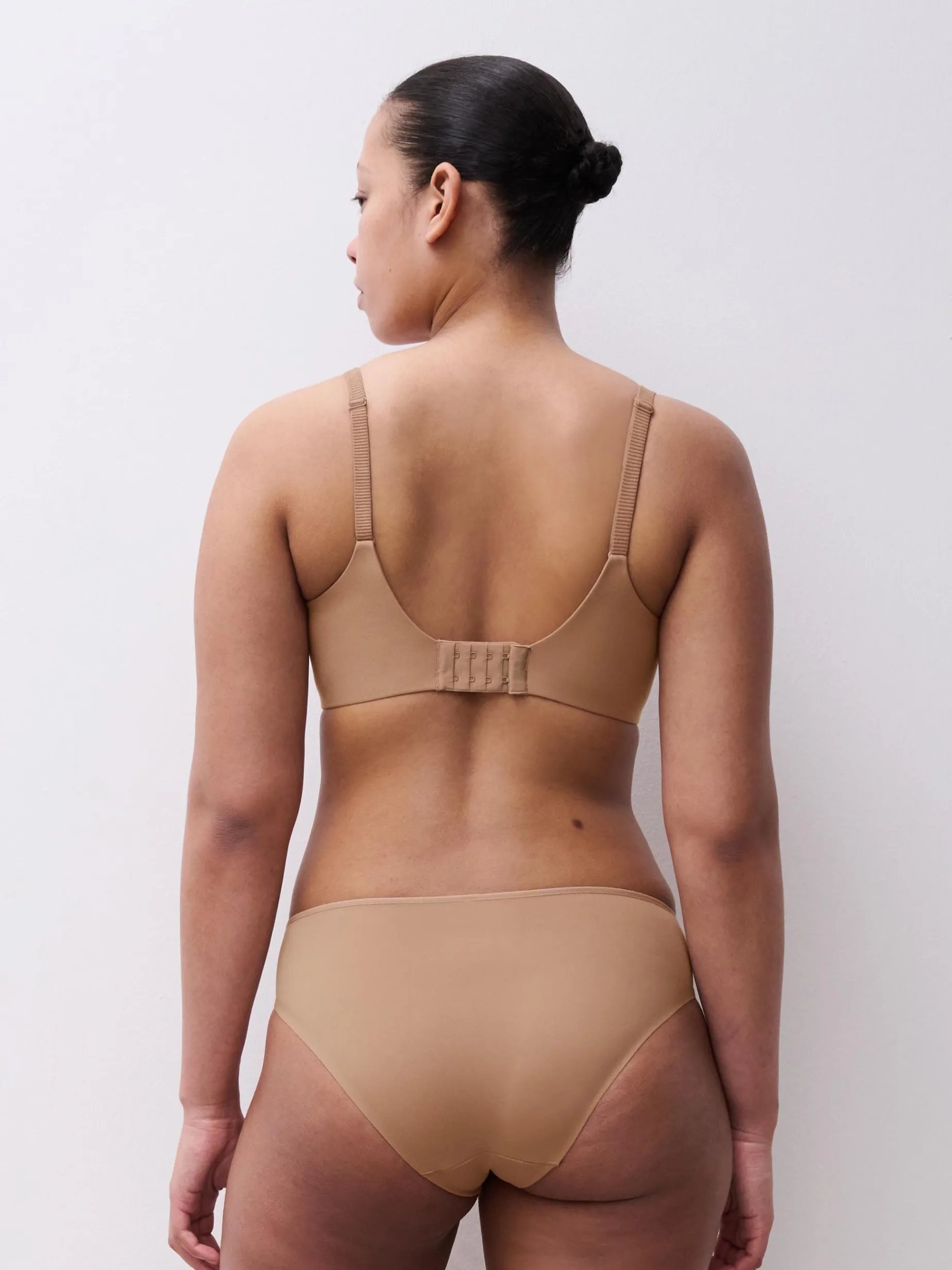 Chantelle EasyFeel Honey Beugel BH - Coffee Latte