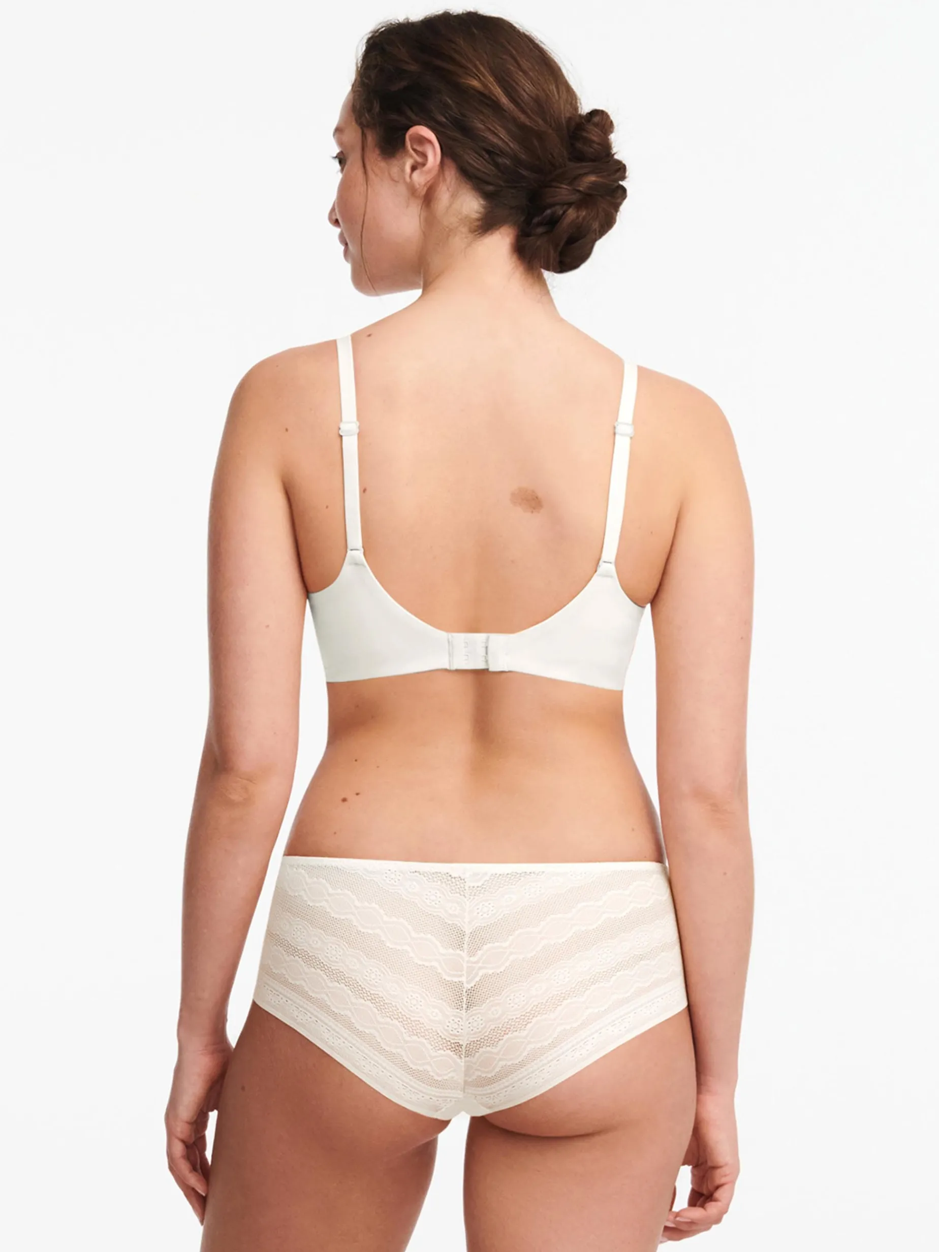 Chantelle EasyFeel Kristen Voorgevormde Plunge BH - Milk