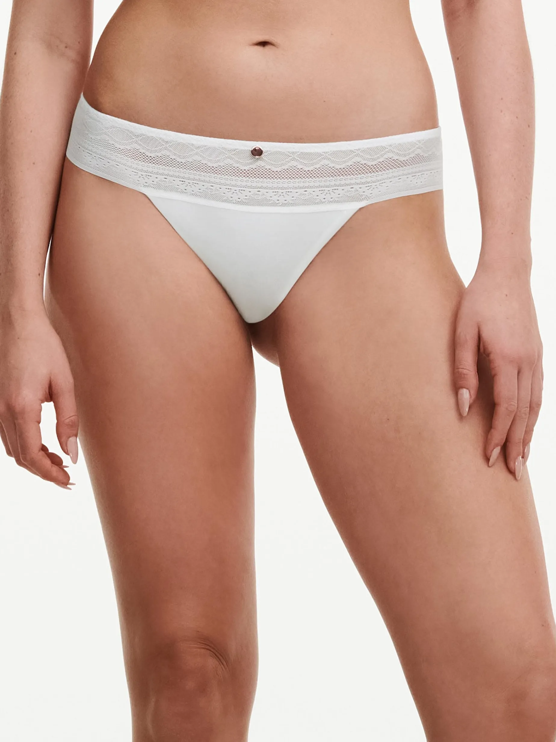 Chantelle EasyFeel Kristen String - Milk