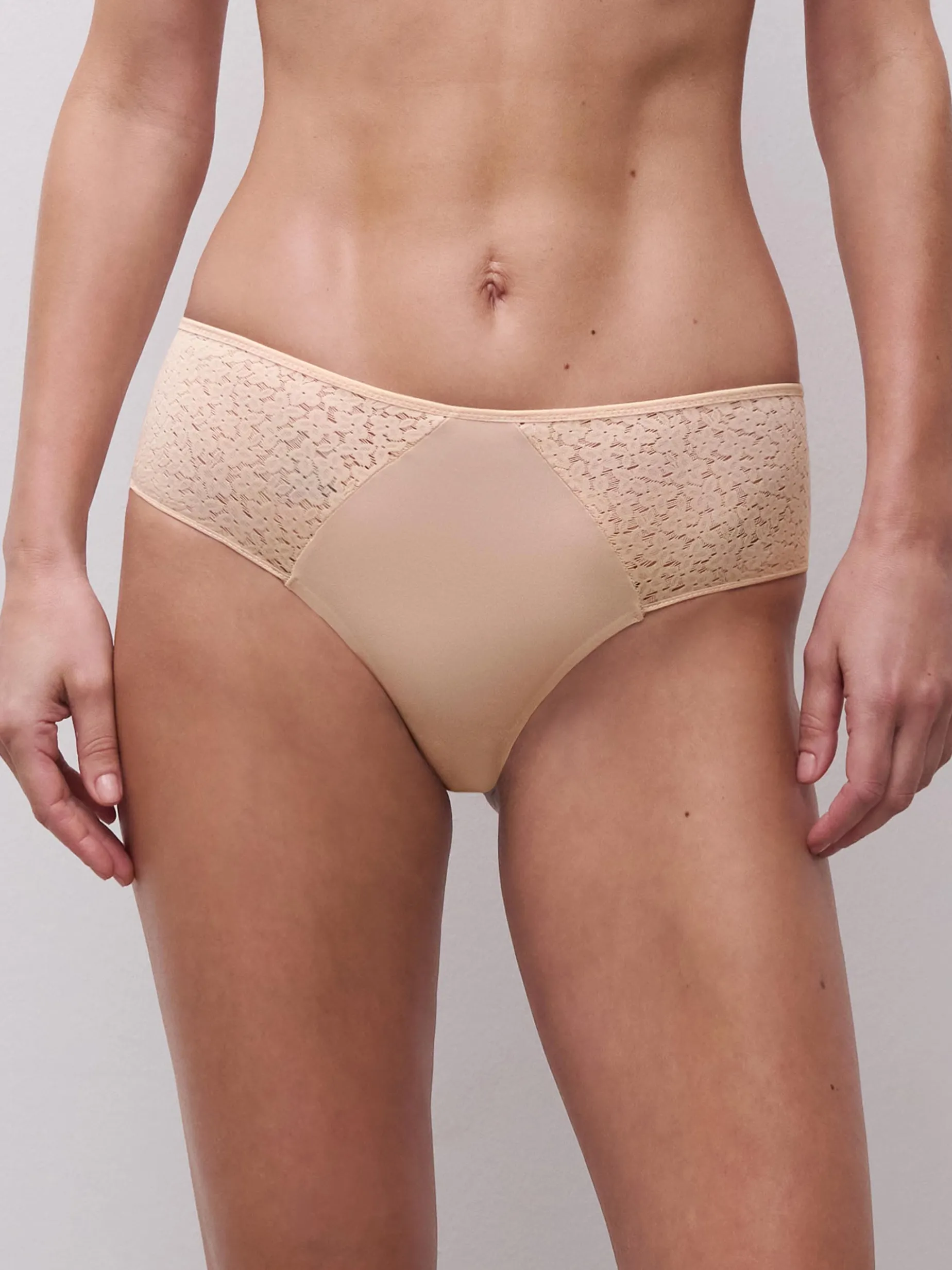 Chantelle EasyFeel Norah Shorty - Goudkleurig Beige