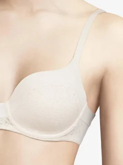 Chantelle EasyFeel Norah Voorgevormde T-shirt BH - Talc