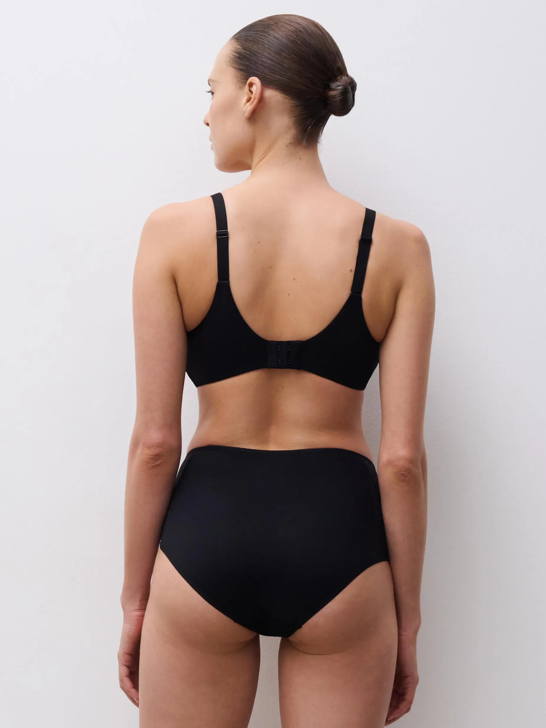 Chantelle EasyFeel Norah Beugel BH - Zwart