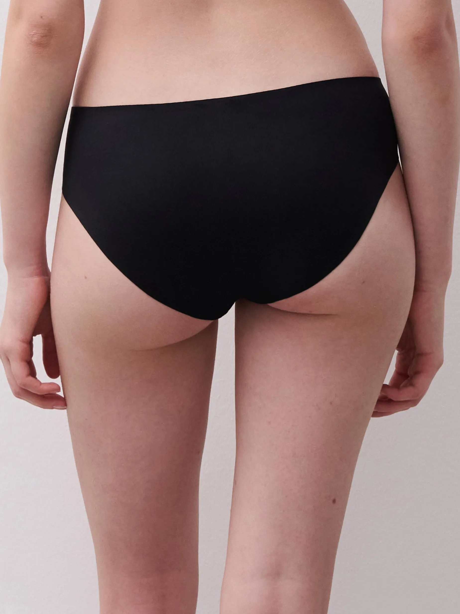 Chantelle EasyFeel Norah Slip - Zwart