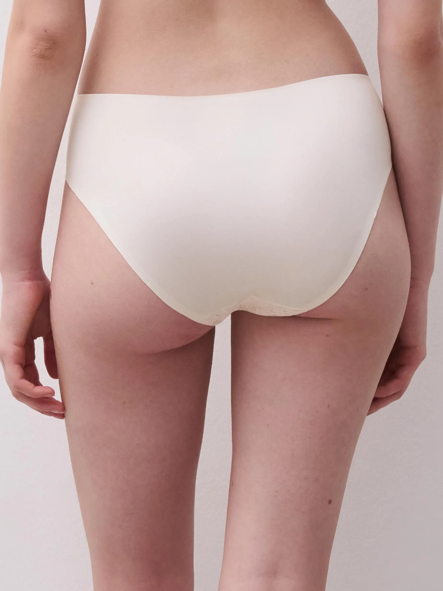 Chantelle EasyFeel Norah Slip - Talc