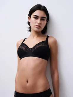 Chantelle Every Curve Beugelloze BH - Zwart