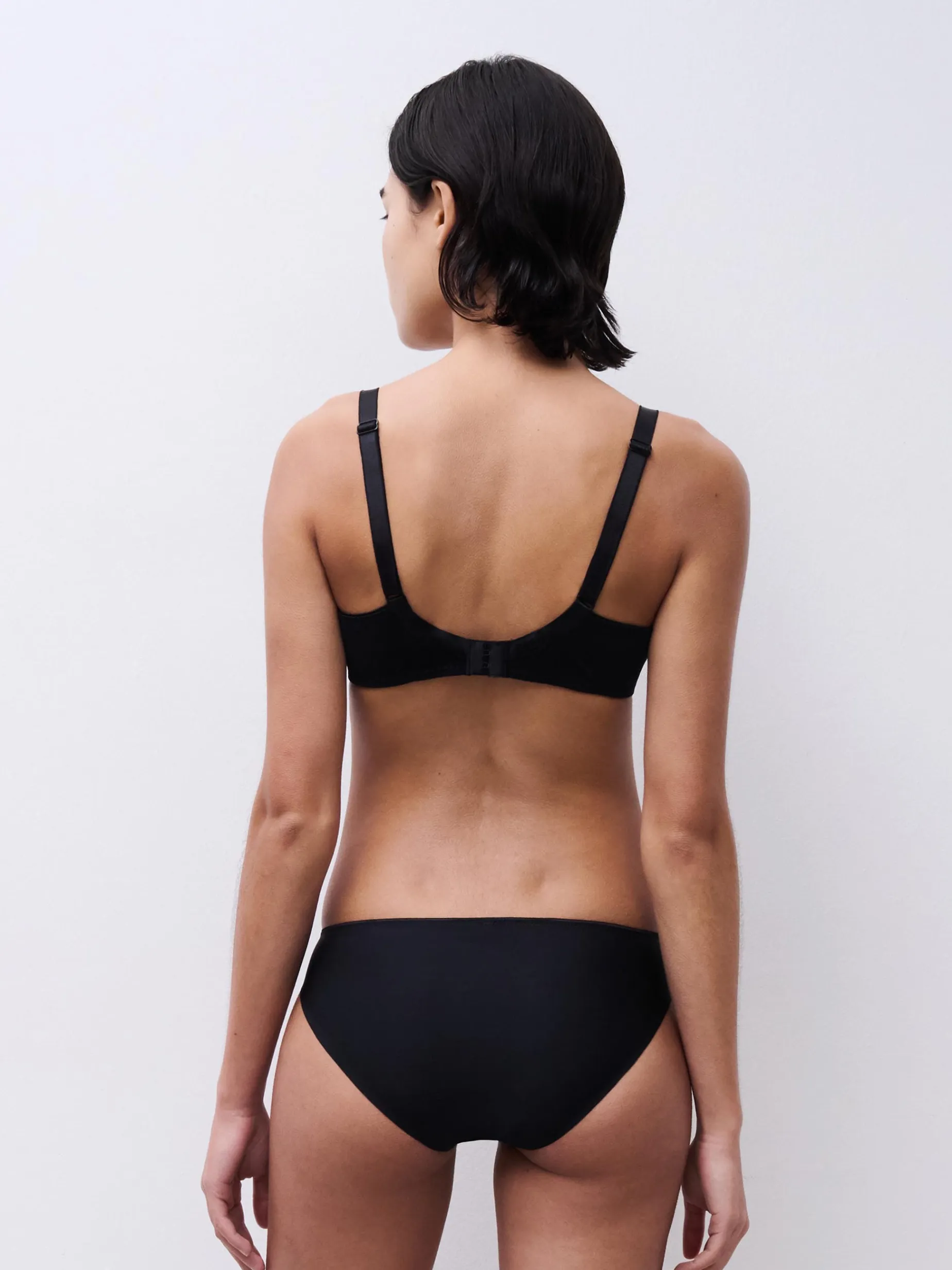 Chantelle Every Curve Beugelloze BH - Zwart