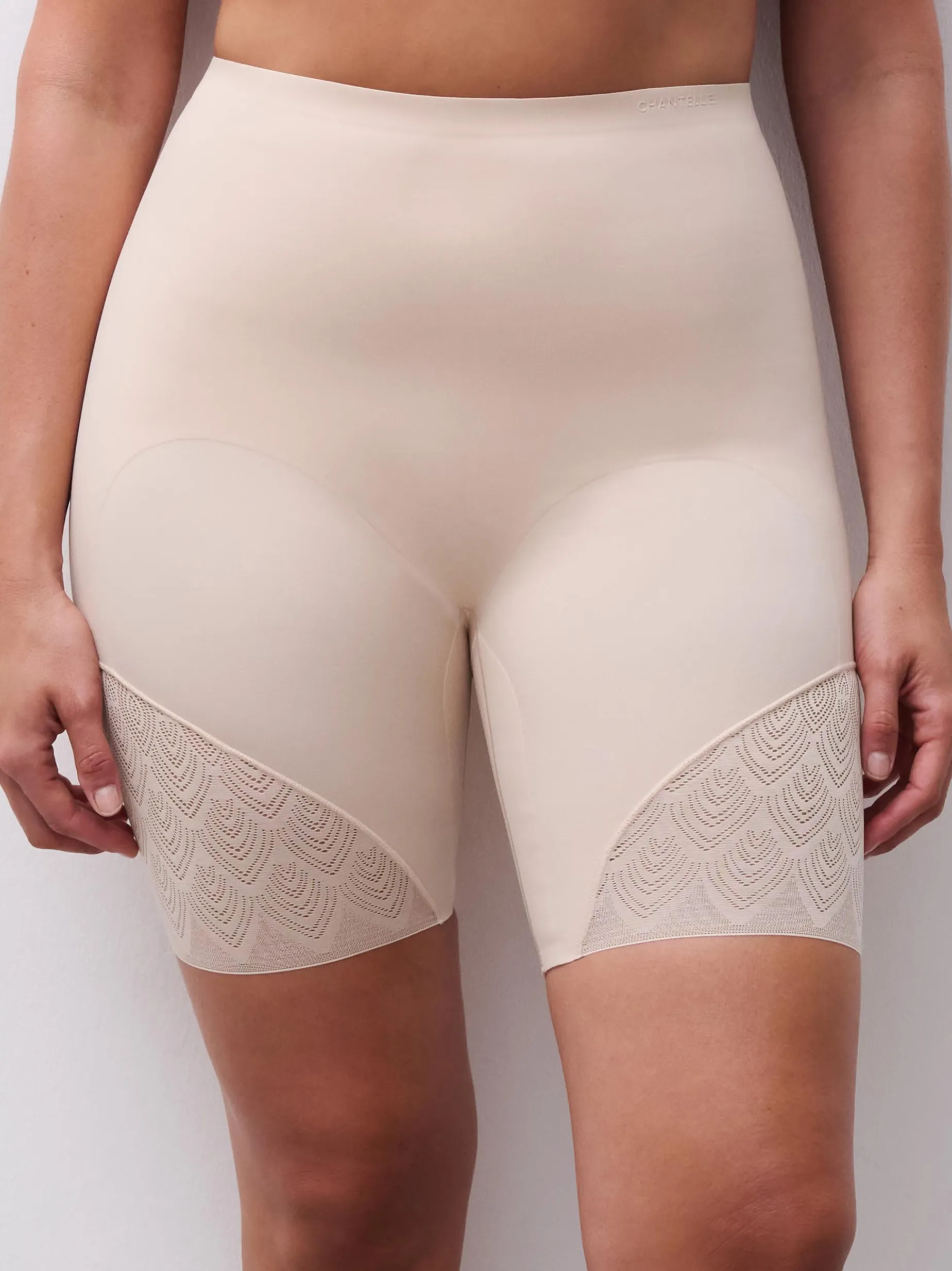 Chantelle SEXY SHAPE Corrigerende Hoge Taille Slip met Pijpjes - Goudkleurig Beige
