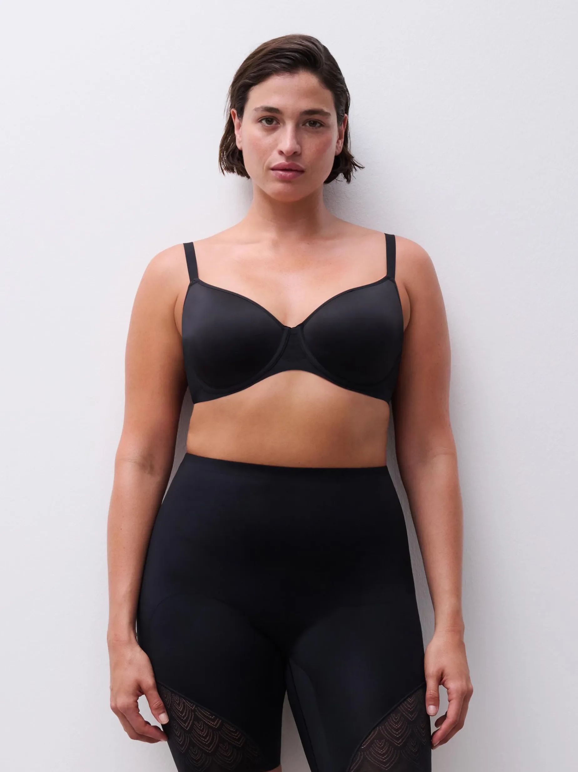 Chantelle SEXY SHAPE Corrigerende Hoge Taille Slip met Pijpjes - Zwart