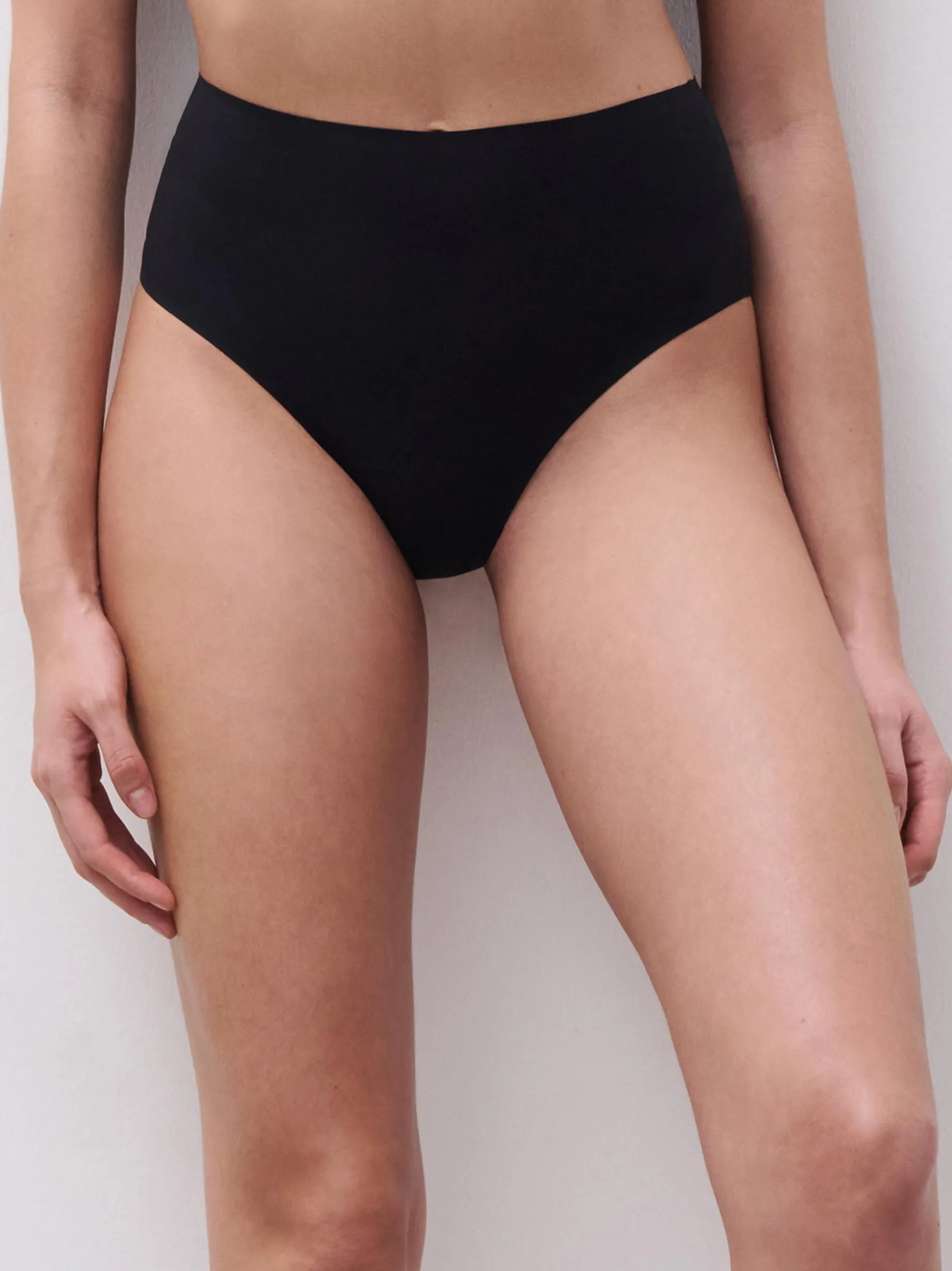 Chantelle Softstretch Hoge taille string - Zwart