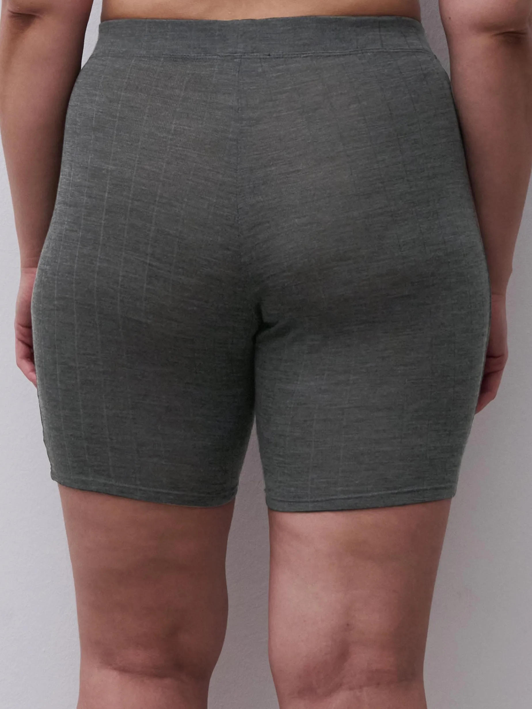 Chantelle THERMO COMFORT UW BO. MID TIGH SHORT - Arduingrijs