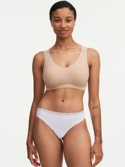 Femilet Basic Lace String - Wit
