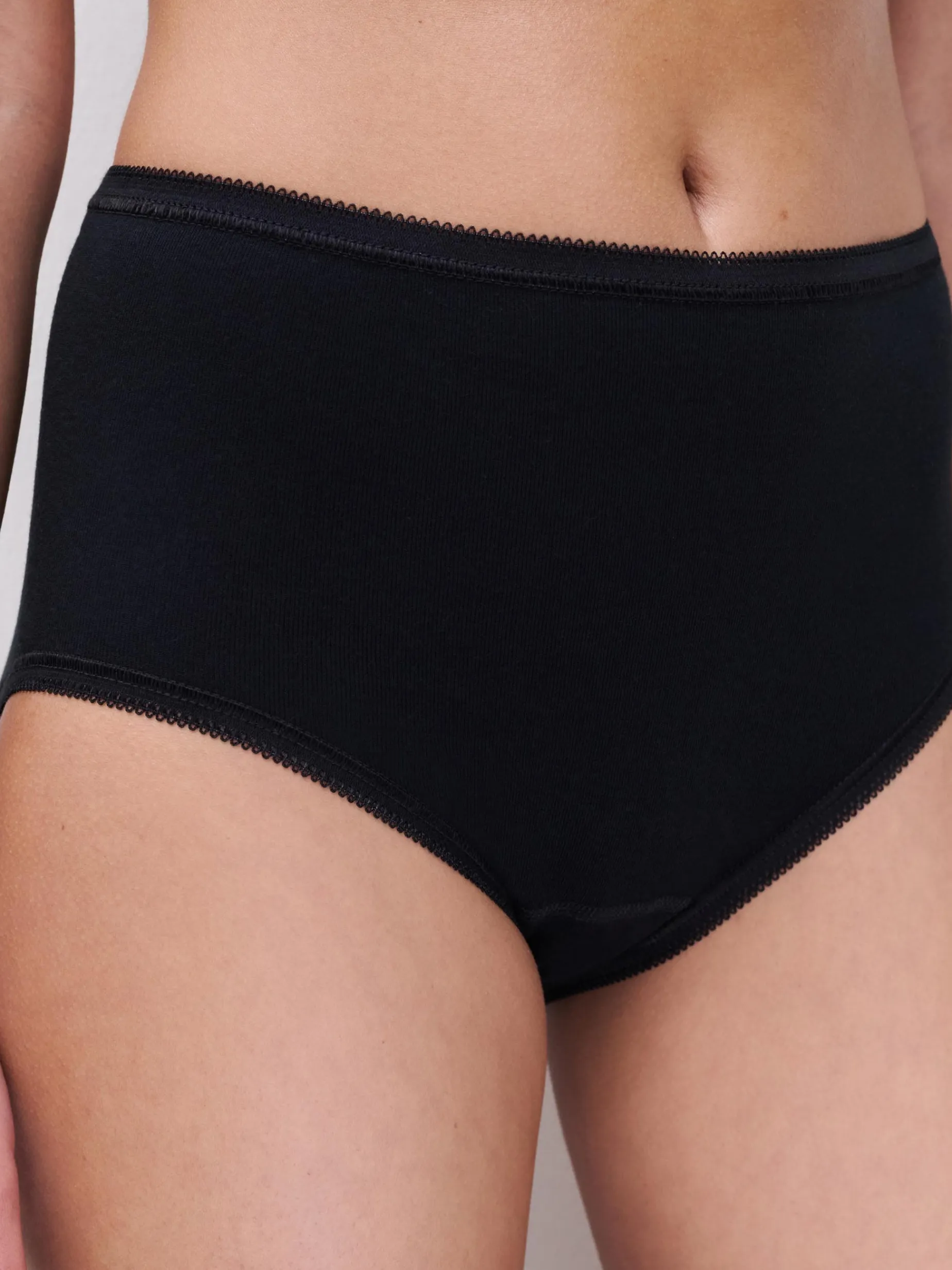 Femilet Debbie Debbie midi trusse - 100% bomuld - Zwart
