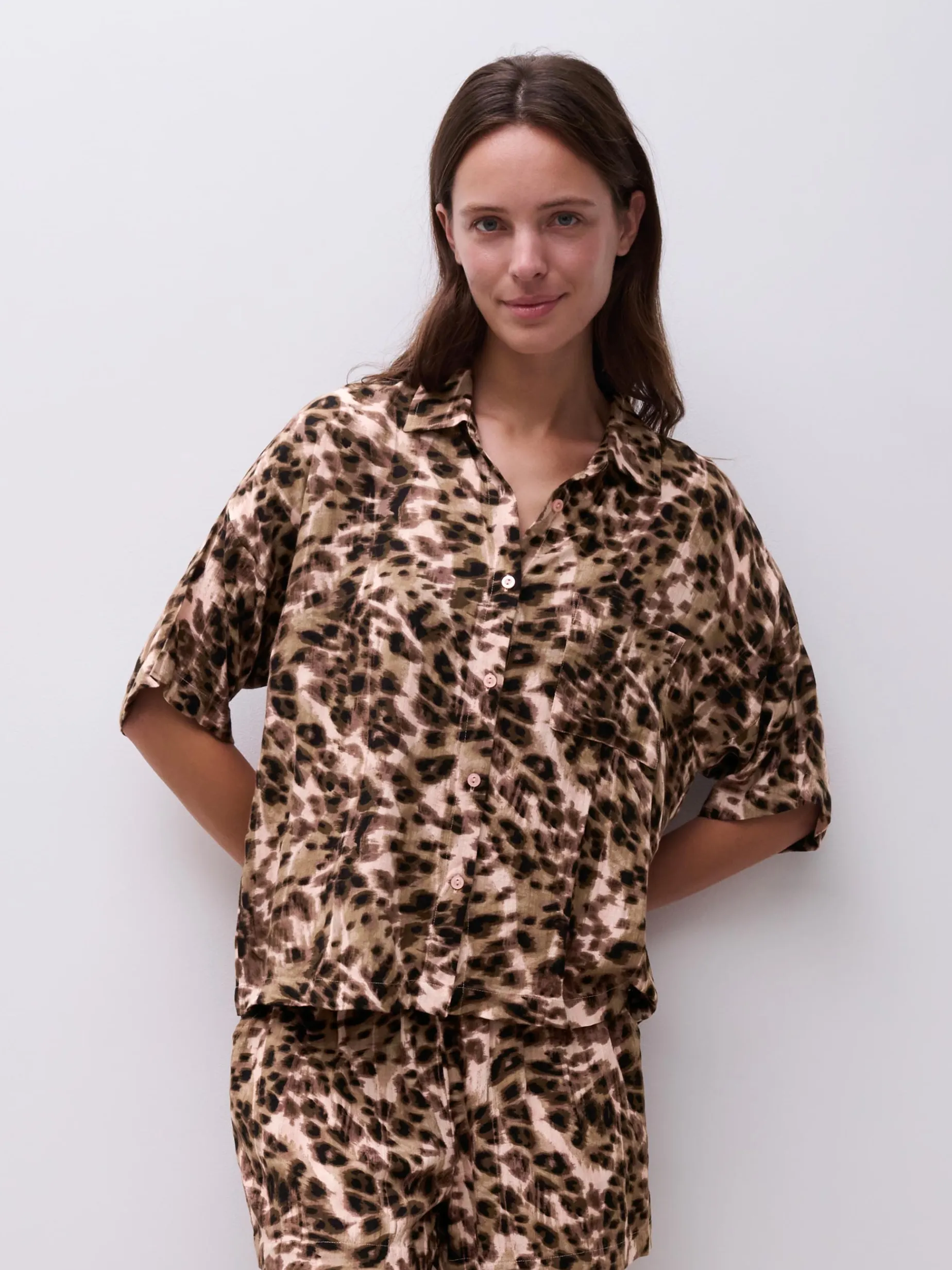 Femilet LAYLA Korte broek - Acorn Leo