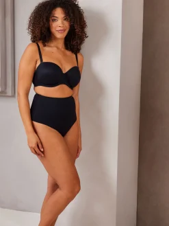 Livera BOLD CONFIDENCE Hoge string - Zwart