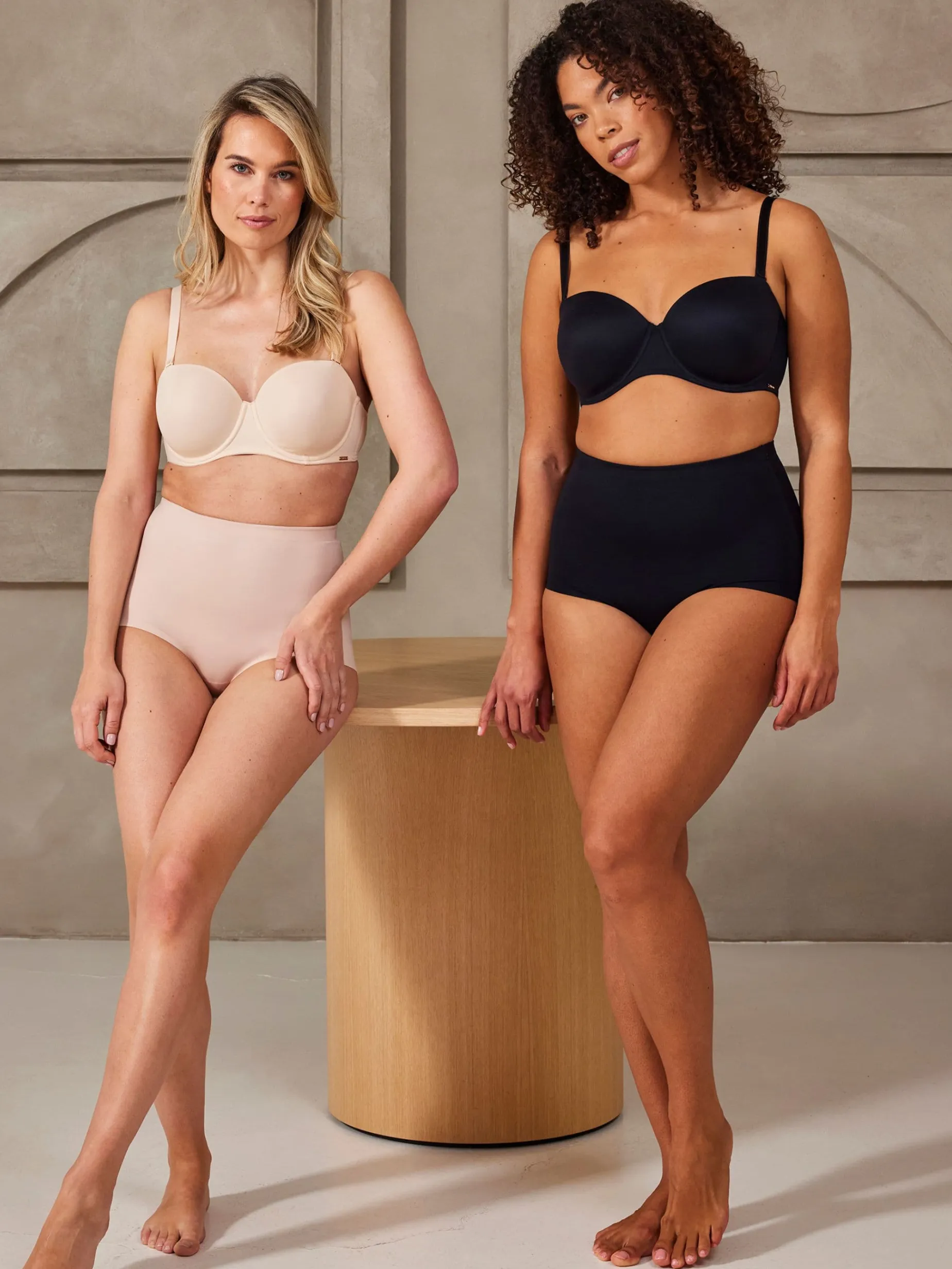 Livera BOLD CONFIDENCE Hoge taille slip - Zwart